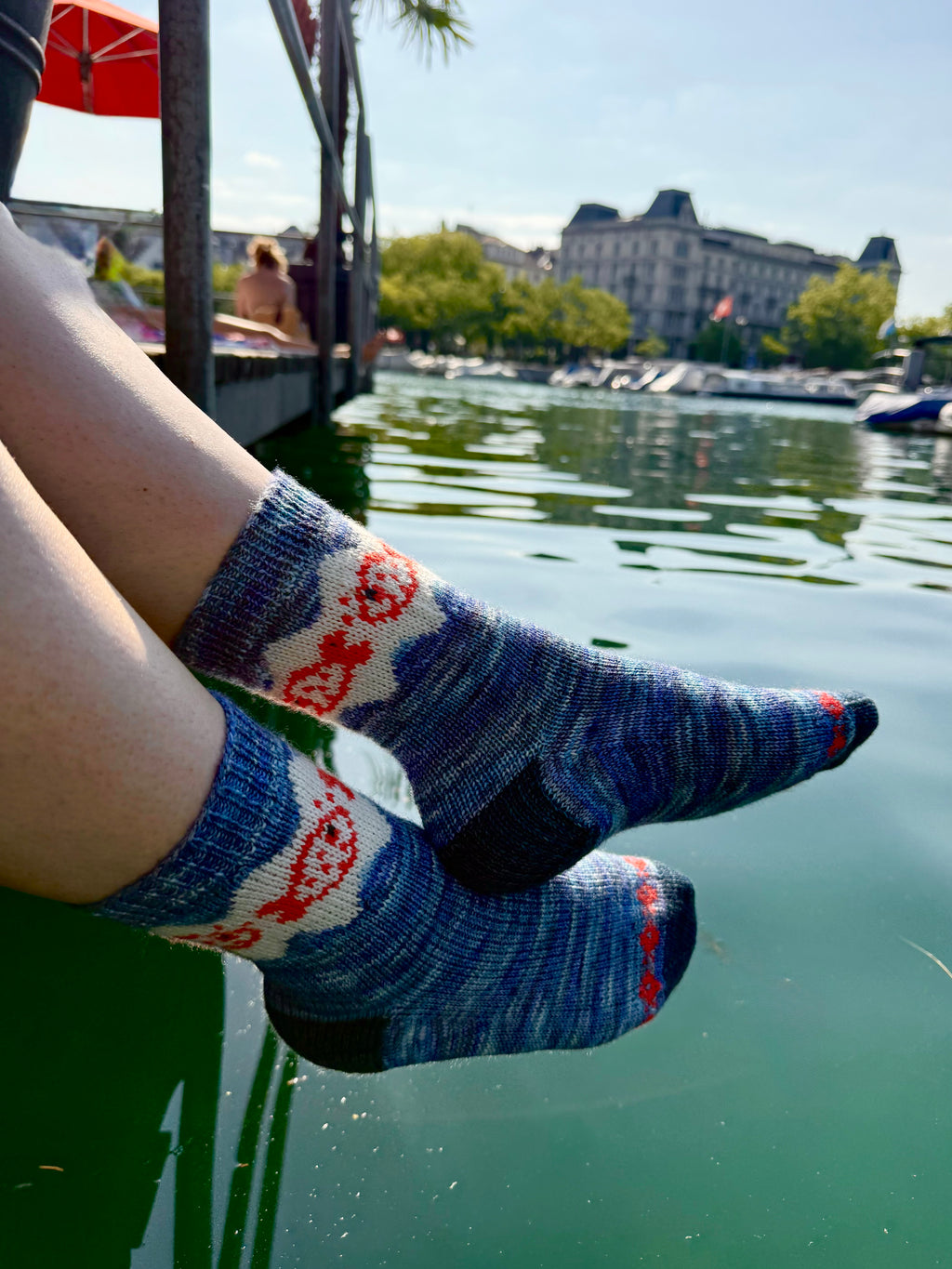 I Do Like To Be Beside the Seaside sock set