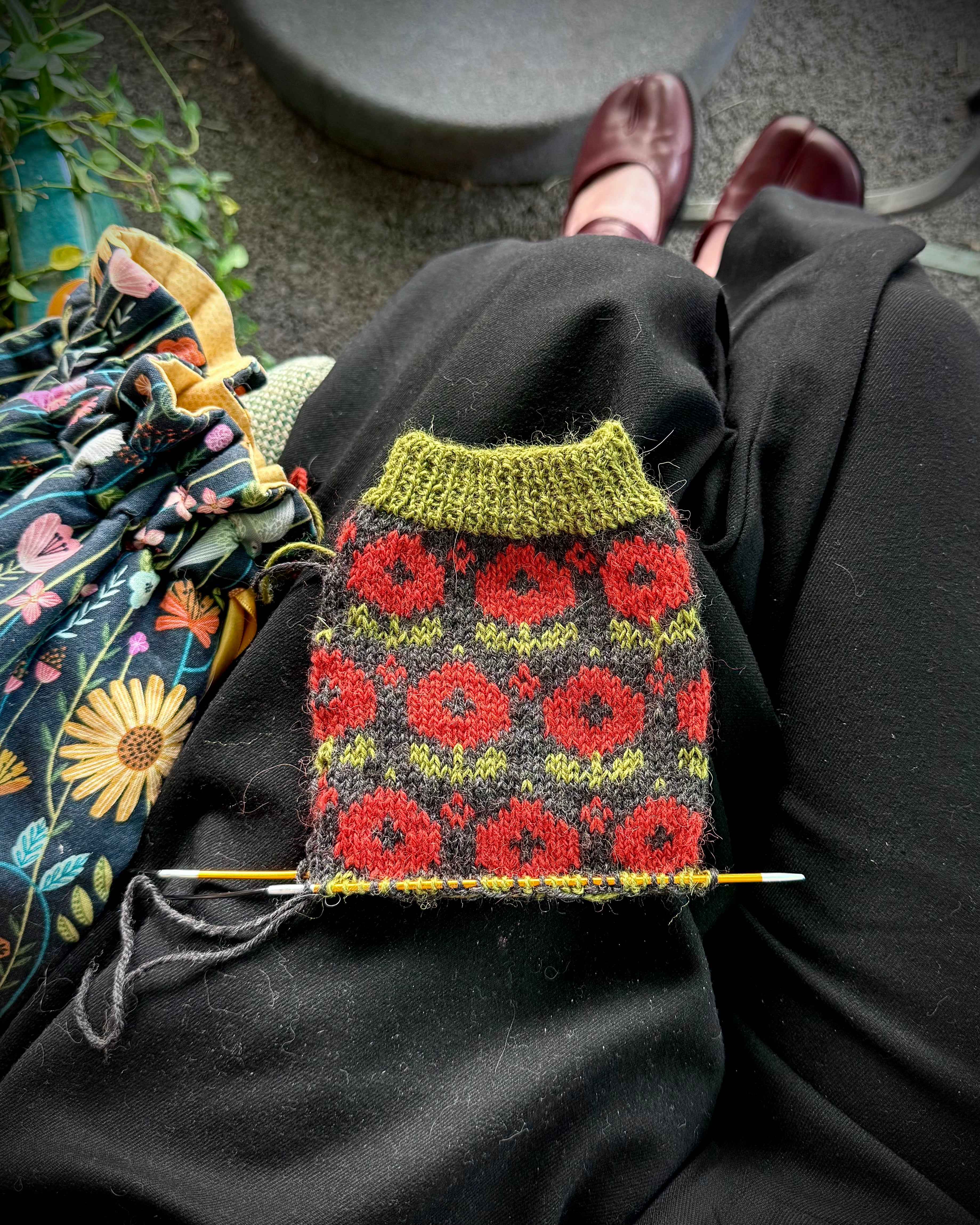 DIGITAL ITEM - Field of Poppies sock set. Knitting instructions in English & German.