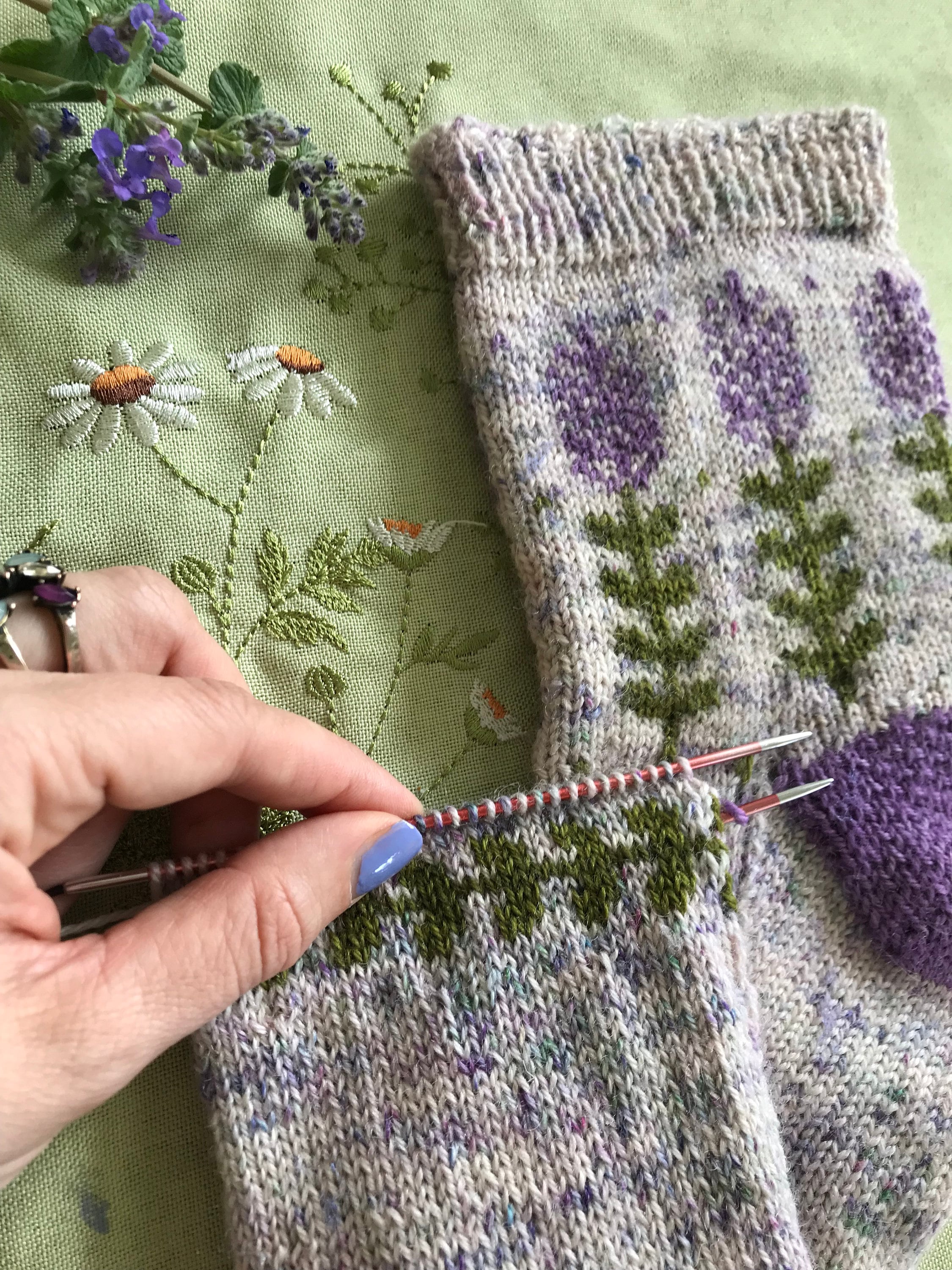 DIGITAL ITEM. Blooming Lavender socks knitting instructions