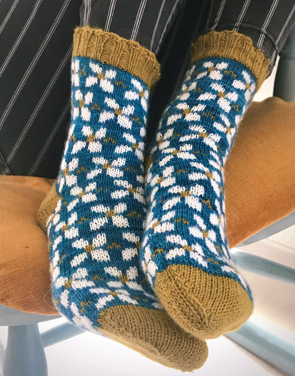 DIGITAL ITEM Whoops a Daisy sock knitting instructions