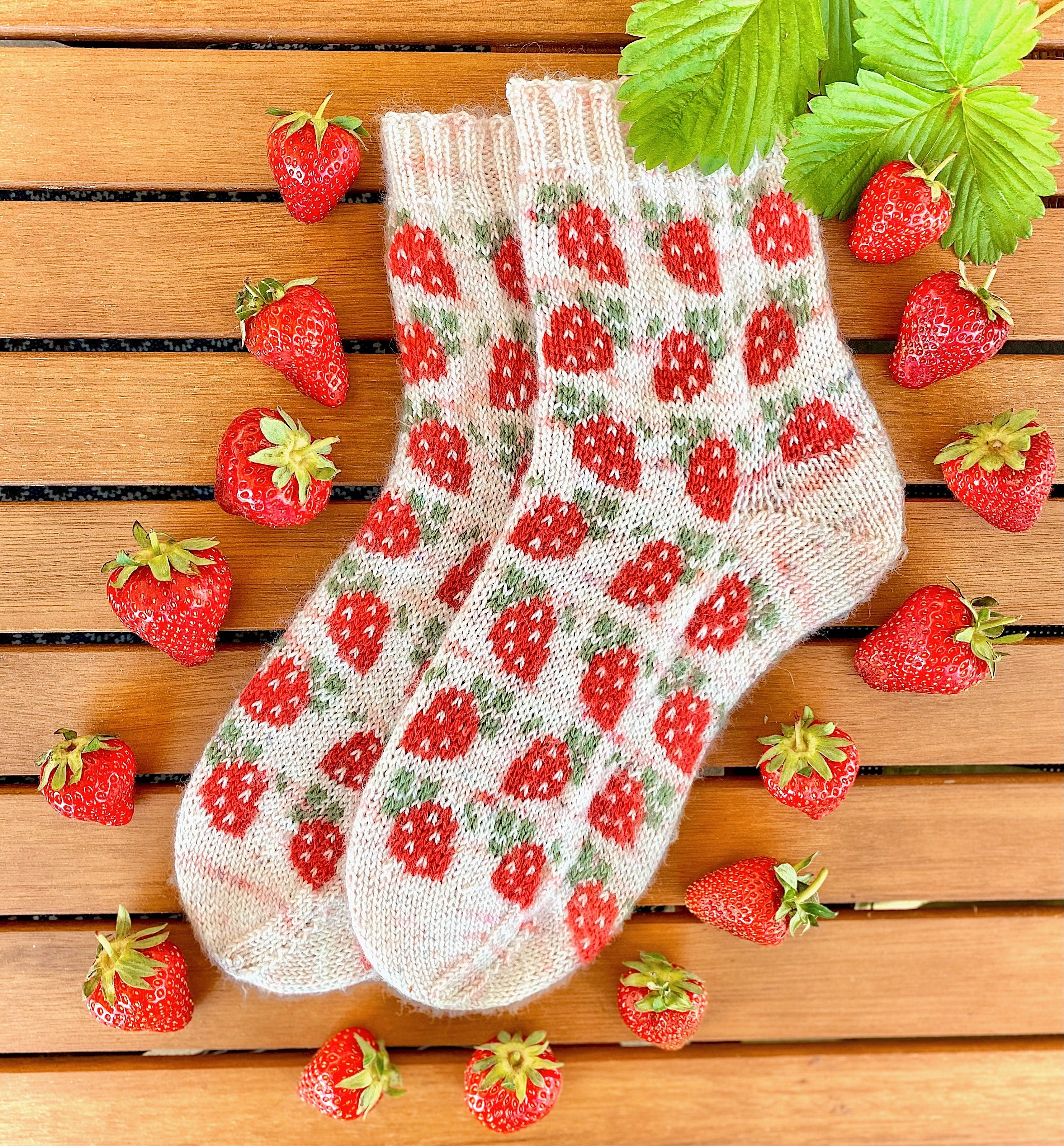 DIGITAL ITEM. Berry Special socks knitting instructions