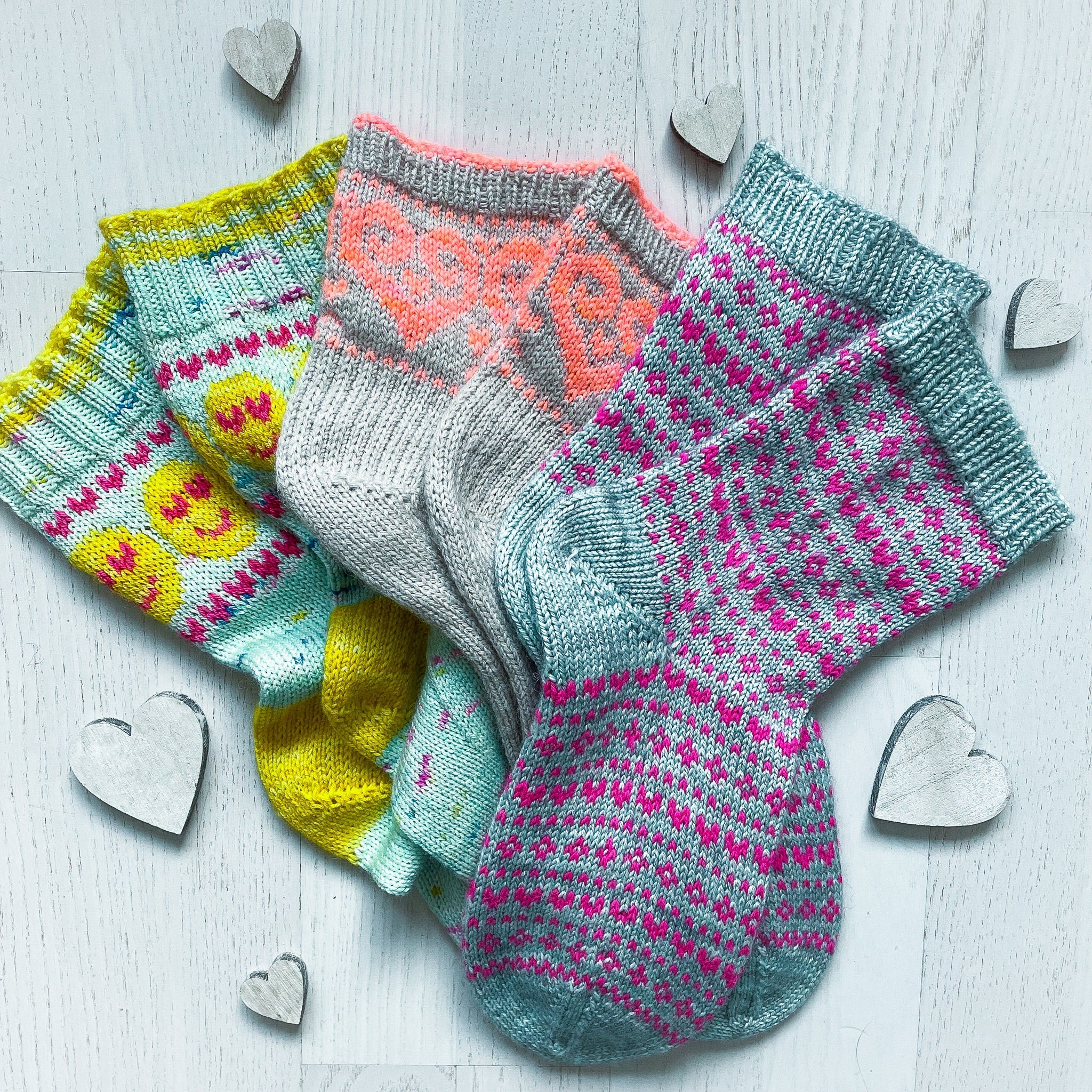 DIGITAL ITEM. PDF knitting instructions Heart Shaped sock set