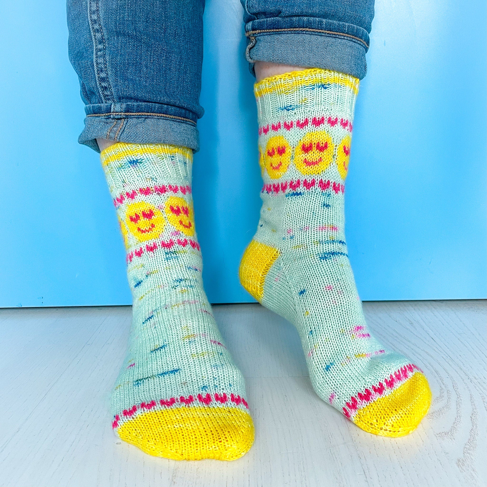 DIGITAL ITEM. PDF knitting instructions Heart Shaped sock set