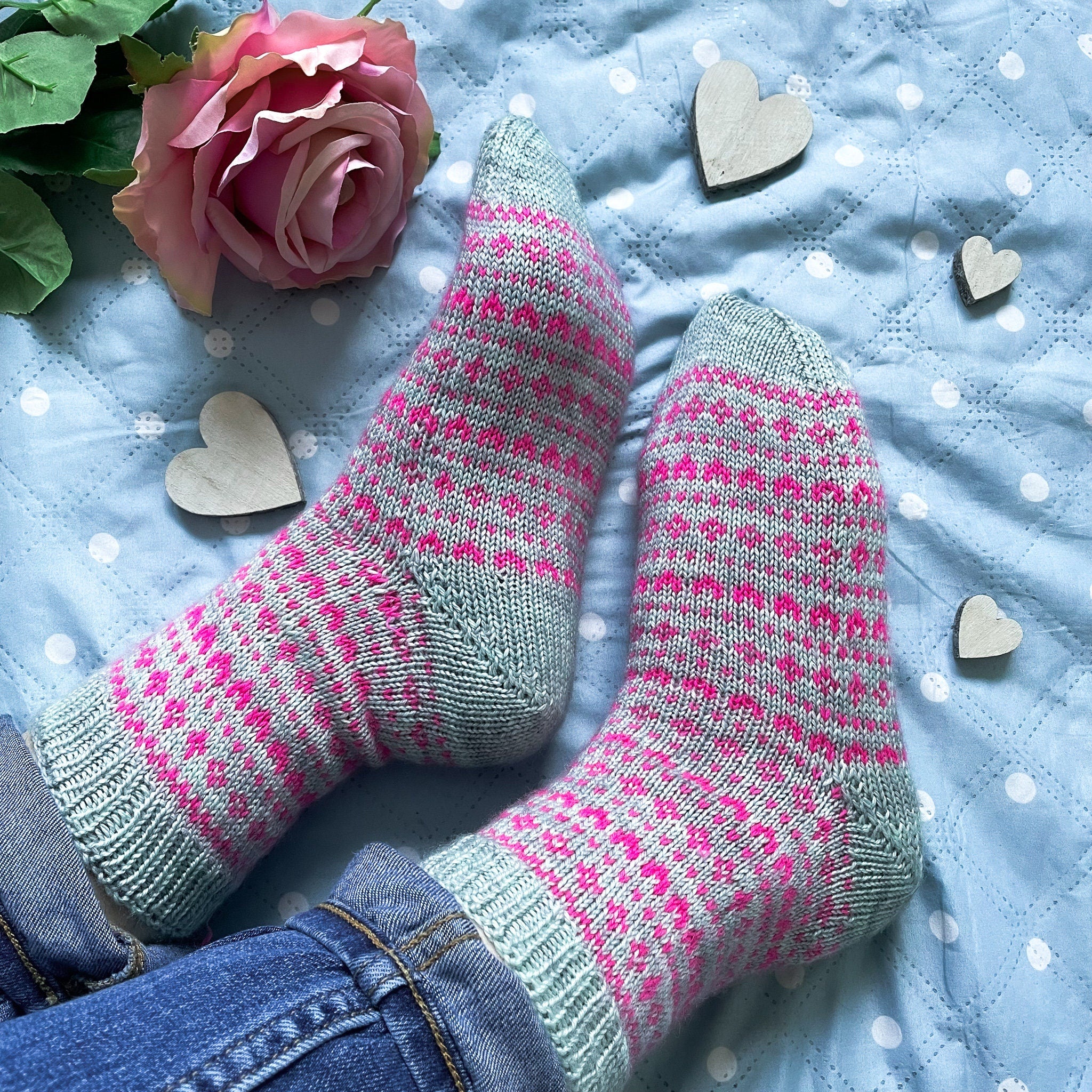 DIGITAL ITEM. PDF knitting instructions Heart Shaped sock set