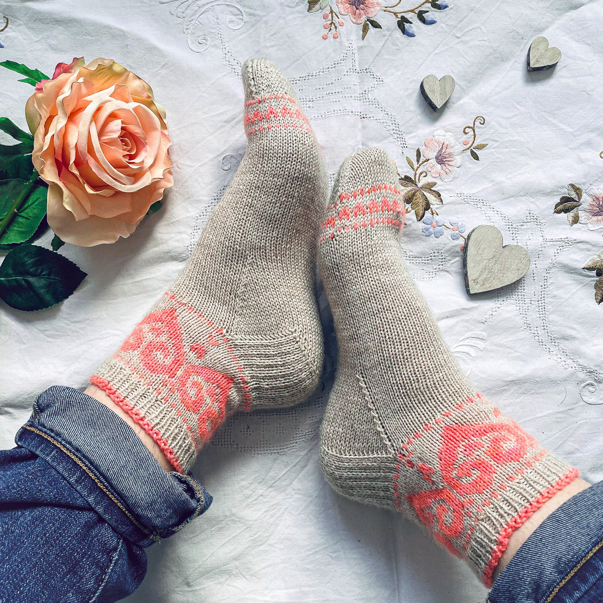 DIGITAL ITEM. PDF knitting instructions Heart Shaped sock set