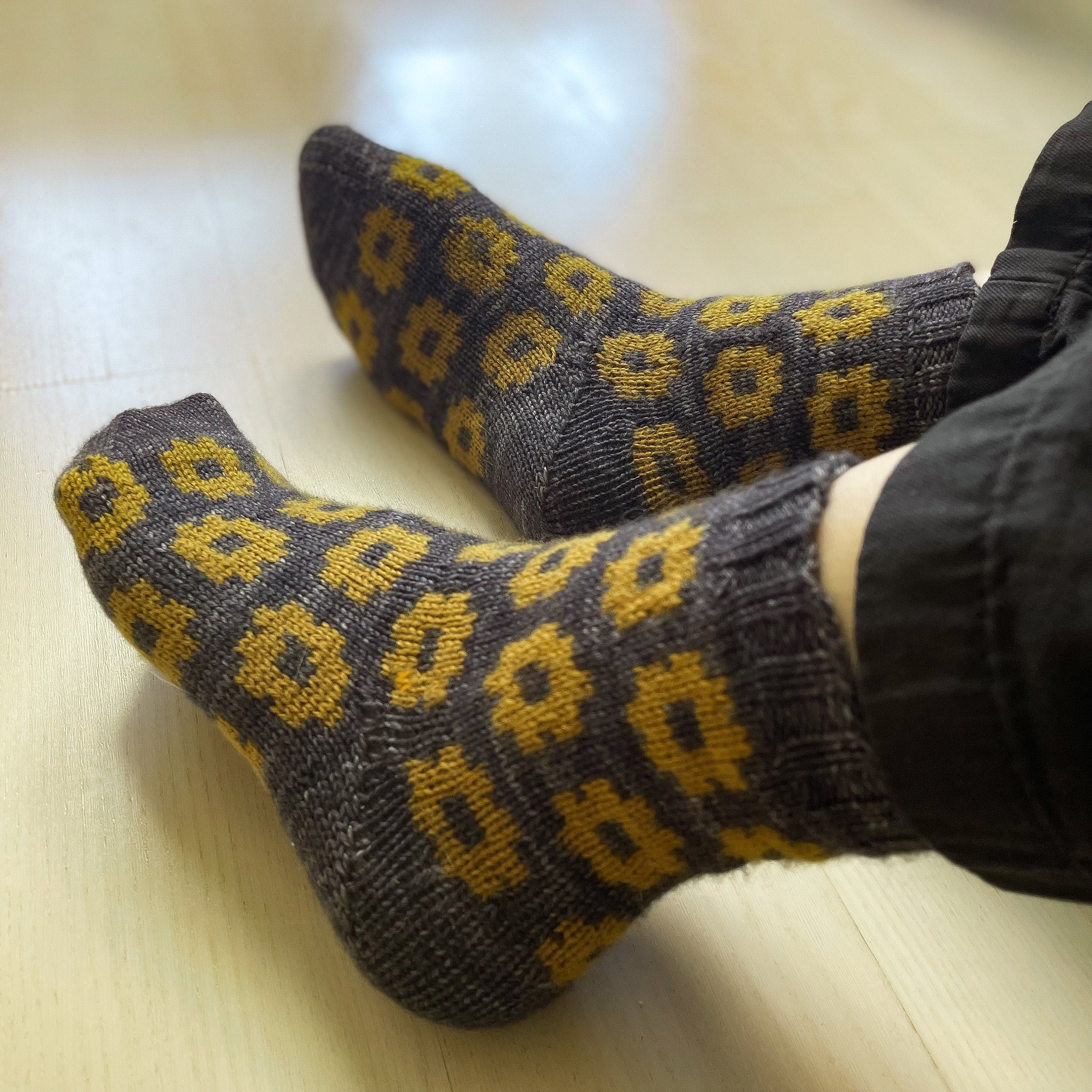 DIGITAL ITEM. Field of Sunflowers sock set knitting instructions