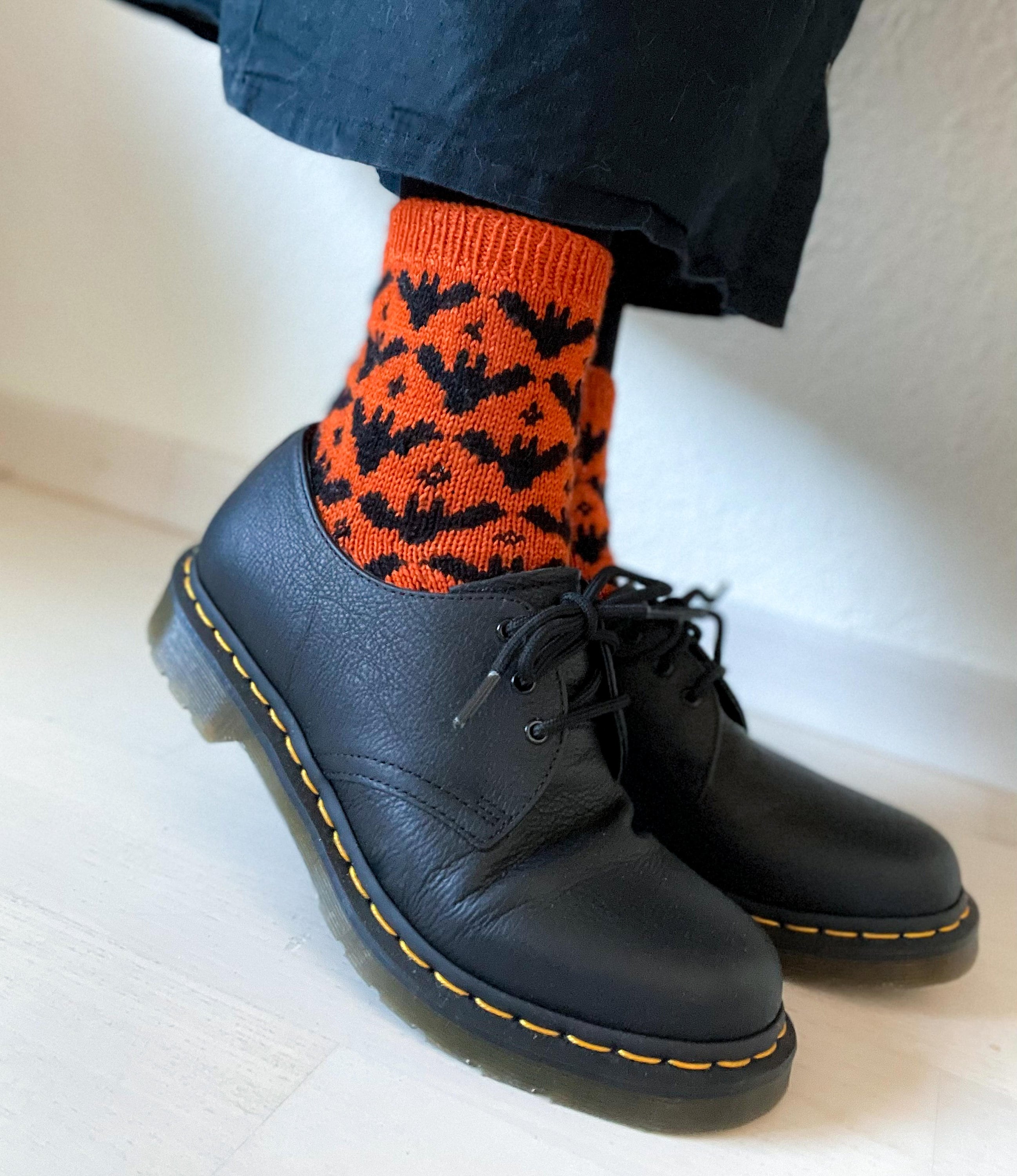 DIGITAL ITEM - Im Batty for Halloween sock pattern