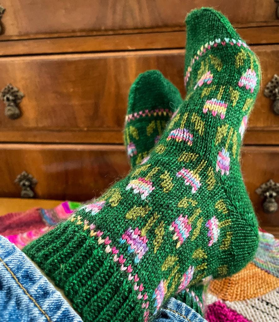 DIGITAL ITEM - Tiptoe through the Tulips Knitting pattern