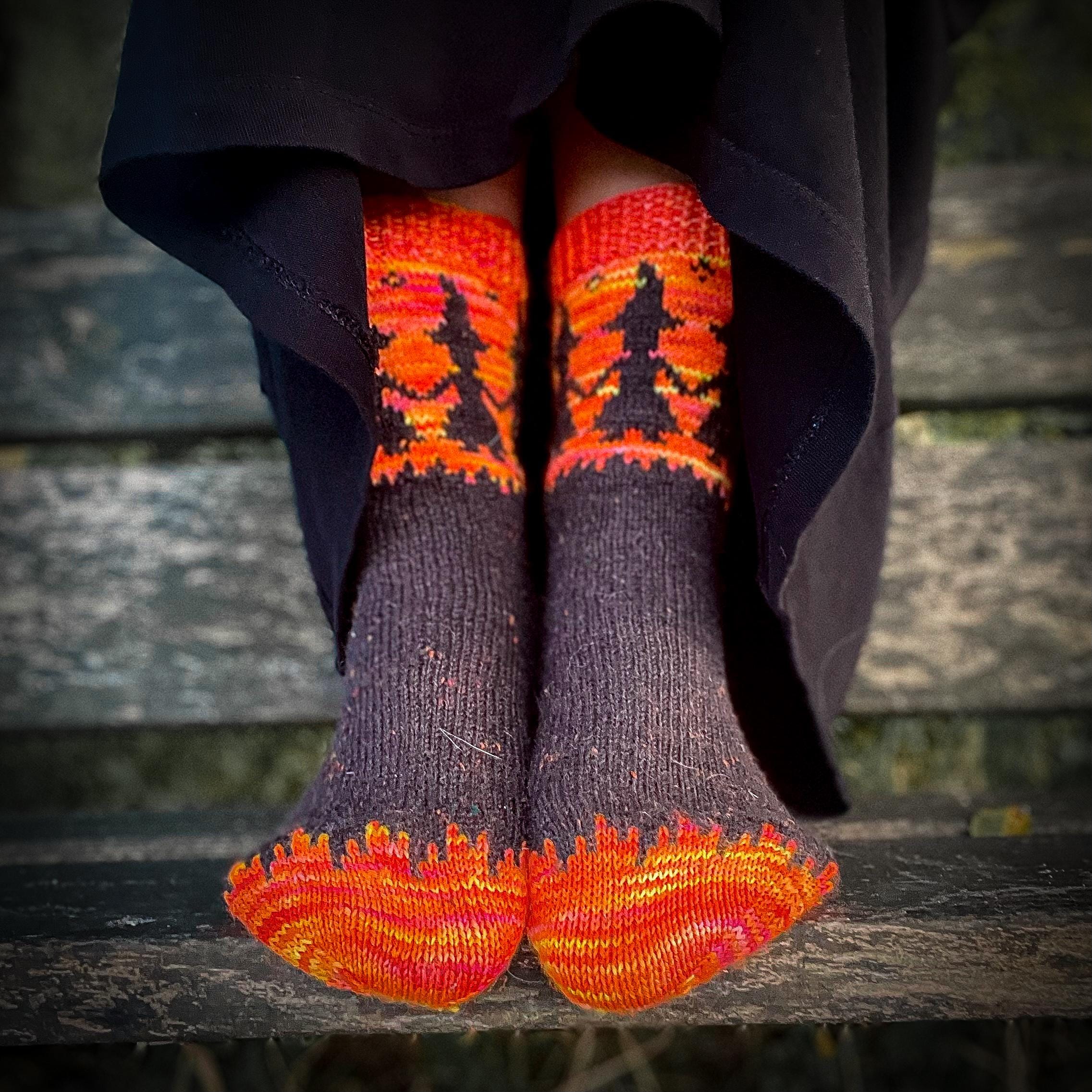 DIGITAL ITEM - Spooky Sock set knitting instructions