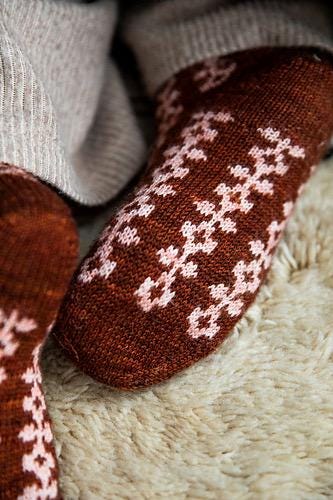 DIGITAL ITEM - Joyce socks knitting pattern