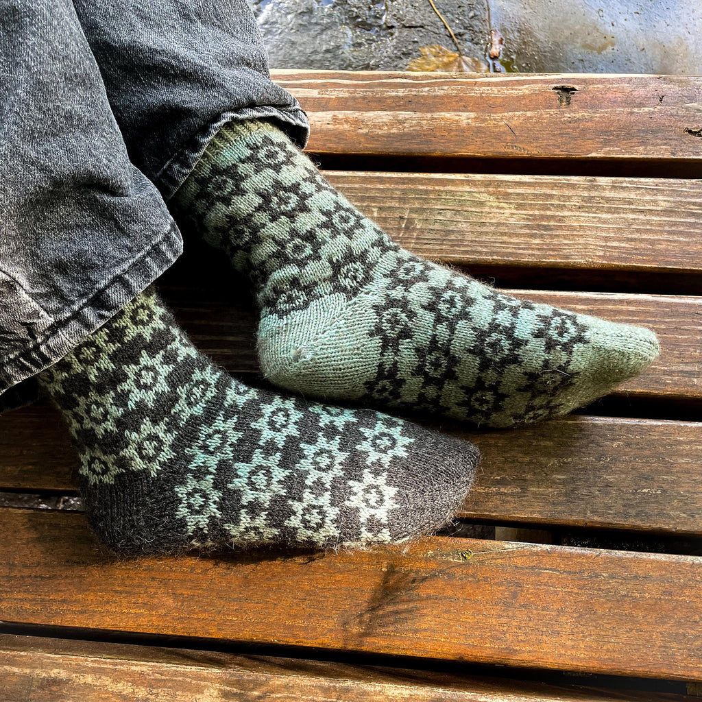DIGITAL ITEM - Under the Quilt socks PDF knitting instructions