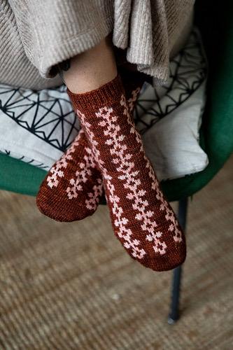 DIGITAL ITEM - Joyce socks knitting pattern