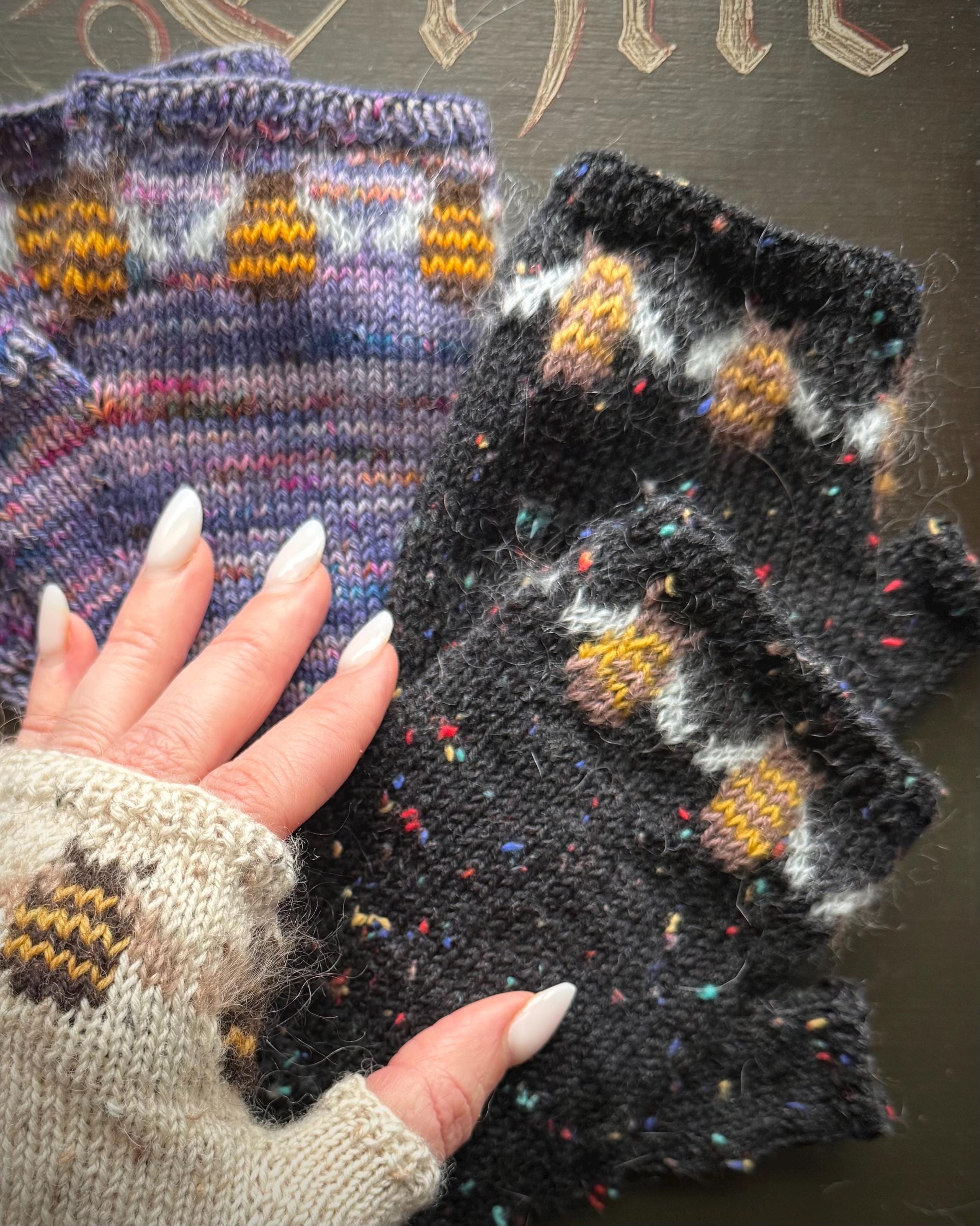 DIGITAL ITEM - PDF Knitting pattern. Bee-autiful Mitts
