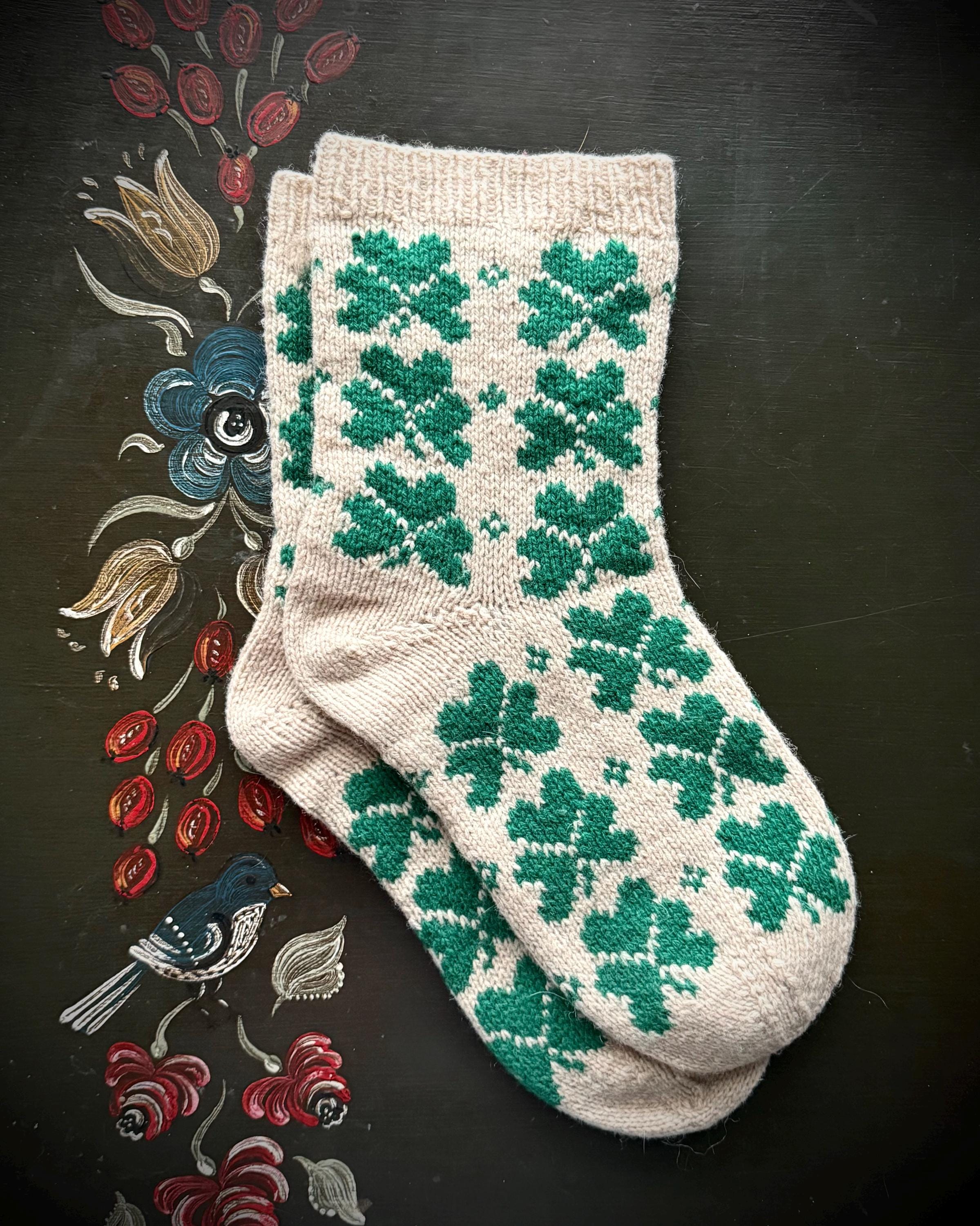 DIGITAL ITEM - Knitting Pattern Shamrock Bouquet socks.