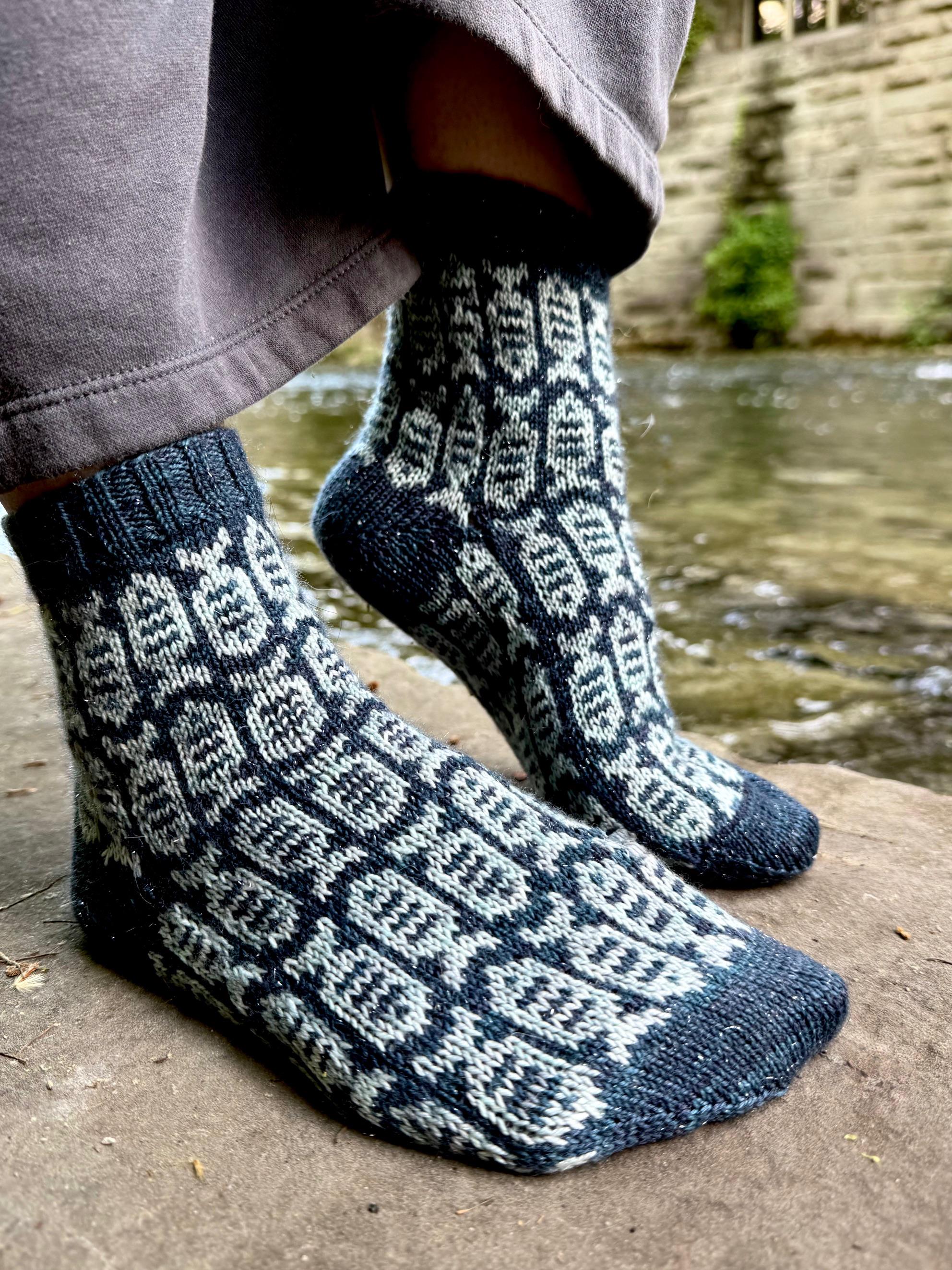 DIGITAL ITEM - Fishfolks Fancy sock set. PDF Knitting instructions