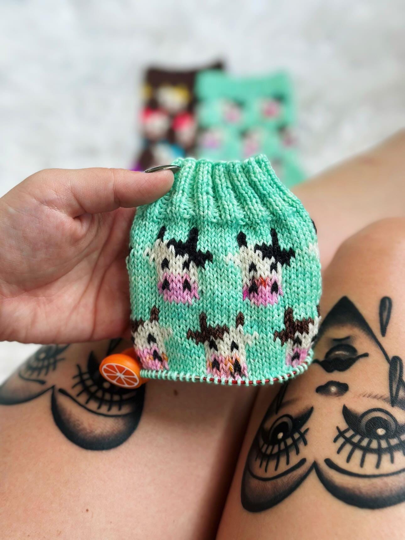 DIGITAL ITEM - Herding Cows pattern. 2 PDFs, 1 in English and 1 in German.