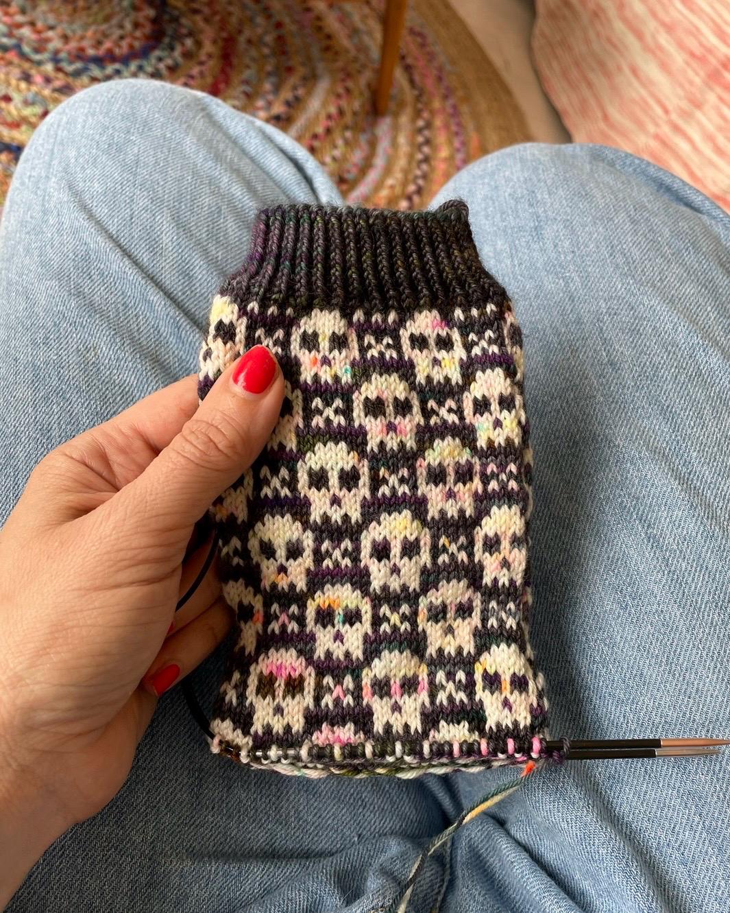 DIGITAL ITEM - PDF Spooktacular socks. English only