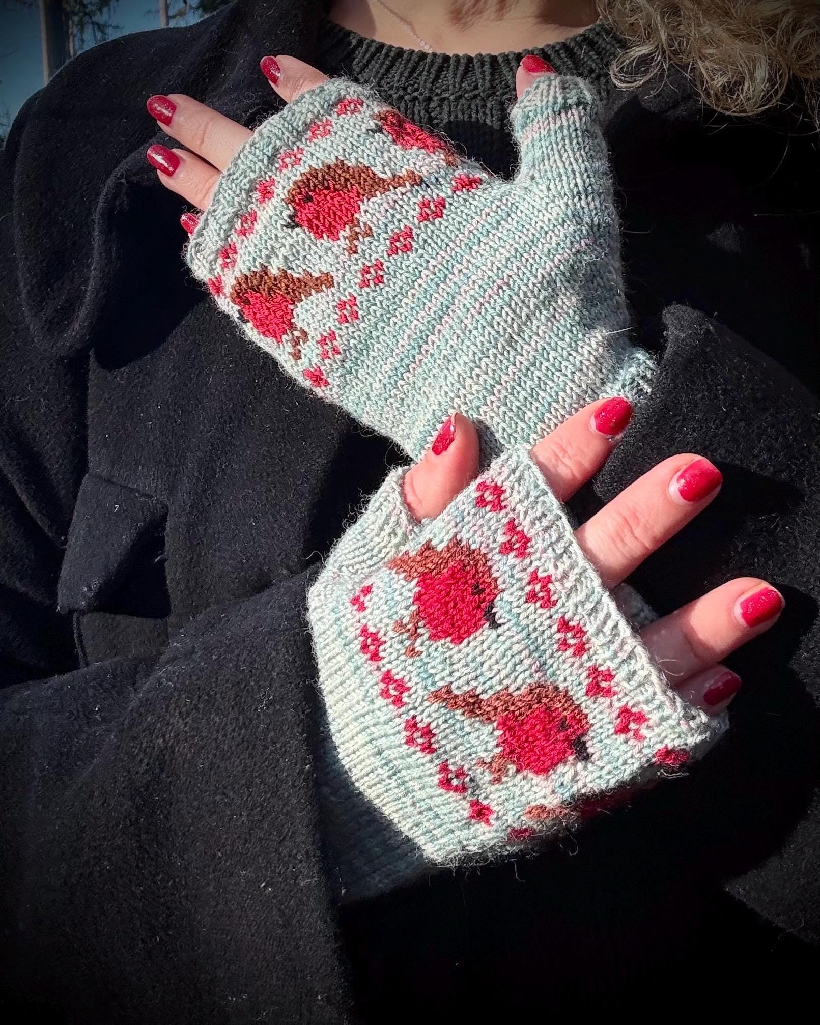 DIGITAL ITEM - Festive Robins Mitts knitting instructions. PDF in English & German only