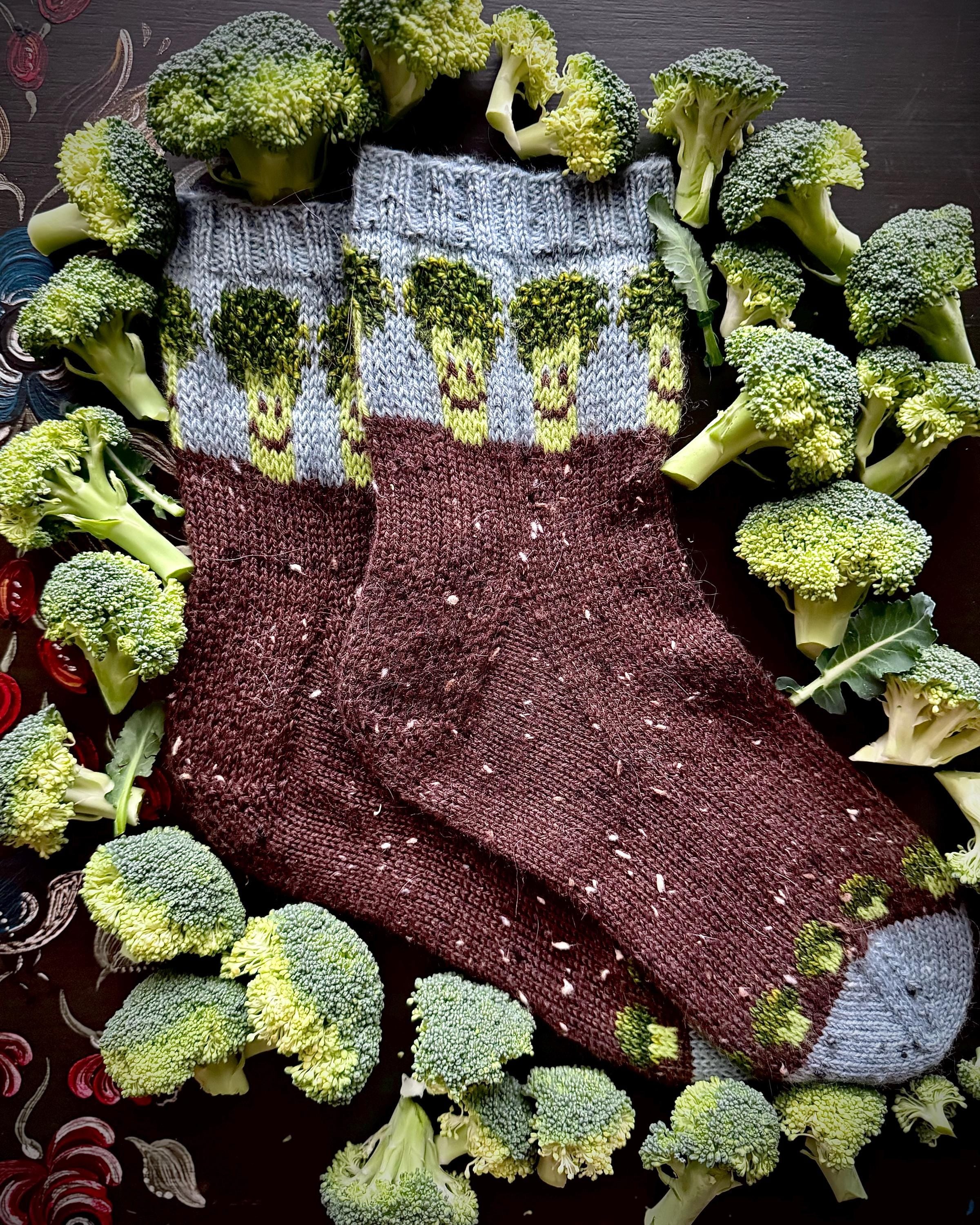 DIGITAL ITEM - PDF File. Broccoli Sockoli knitting pattern