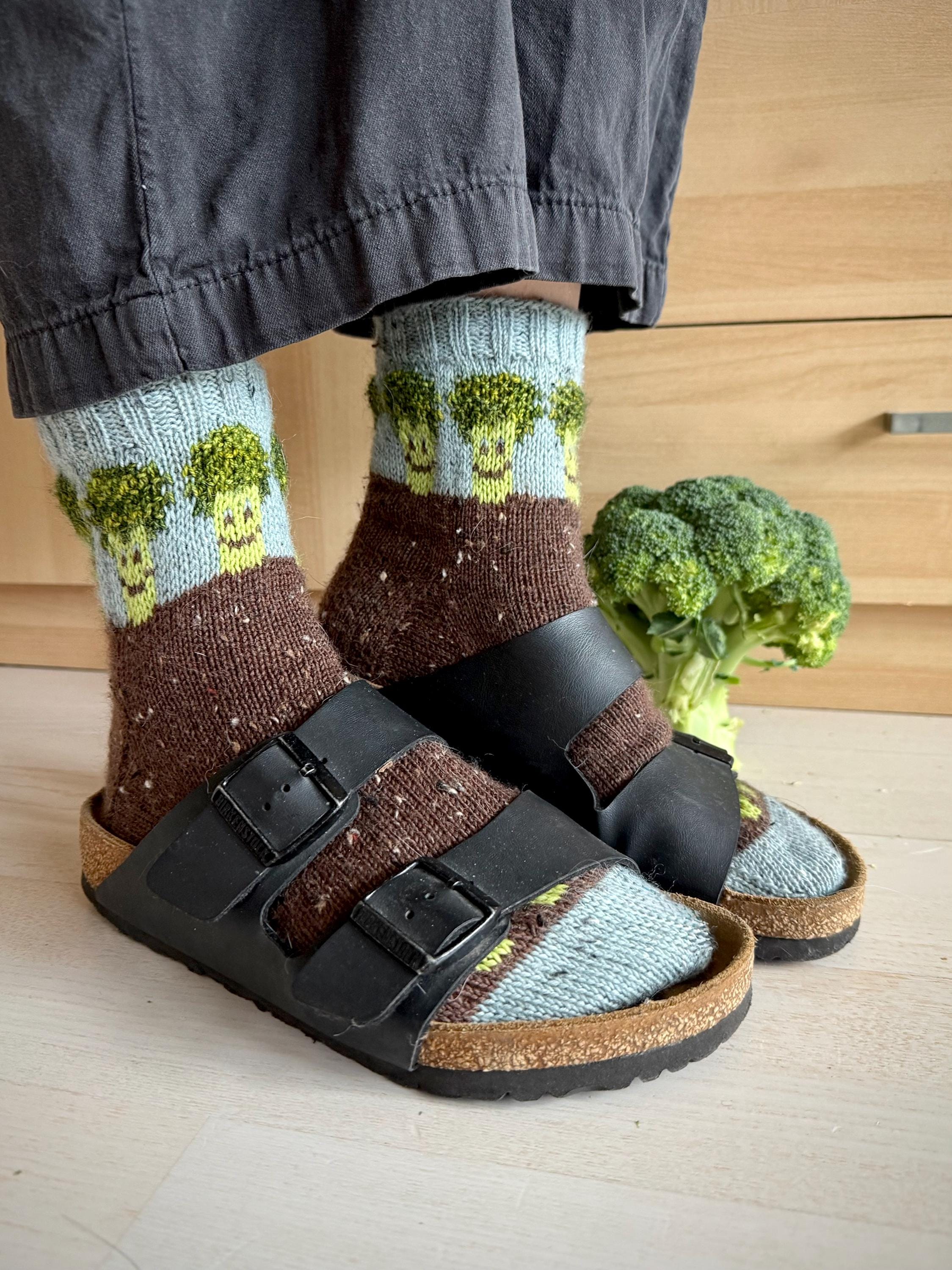 DIGITAL ITEM - PDF File. Broccoli Sockoli knitting pattern