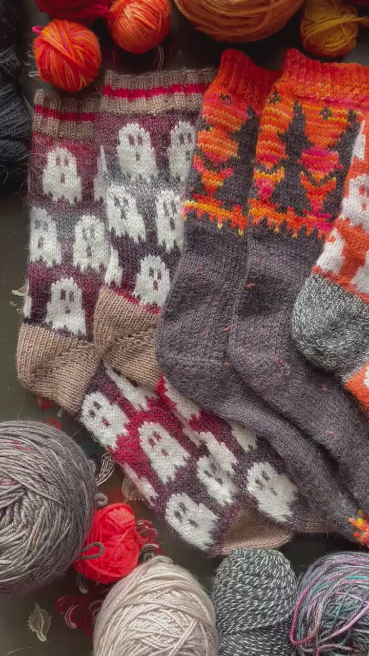 DIGITAL ITEM - Spooky Sock set knitting instructions